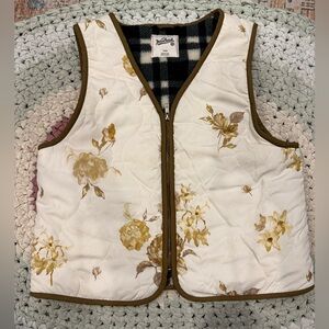 Woolrich White and Brown Floral Quilted Vest mixed patterns are the best! xXS